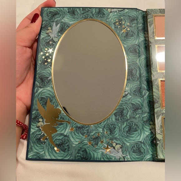 TINKERBELL EYESHADOW PALETTE NIB - Picture 5 of 7